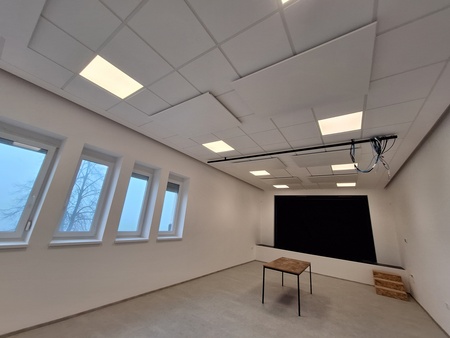 Obnovljeni kulturni dom Srednja vas  (3)